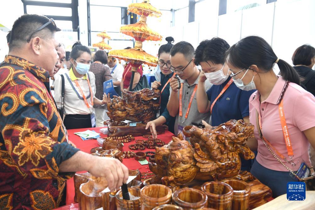 百老滙手机如何用如何下载应用